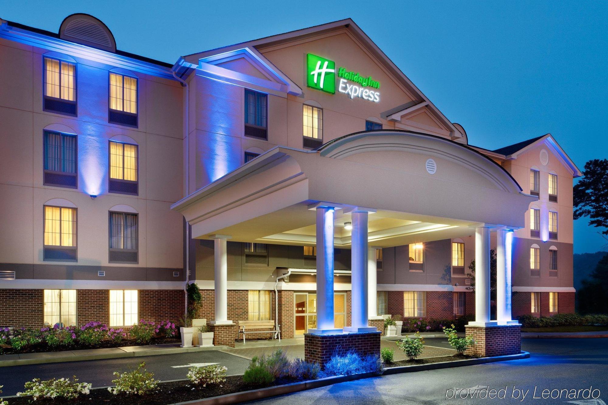 Holiday Inn Express Haskell-Wayne Area By Ihg Exterior photo