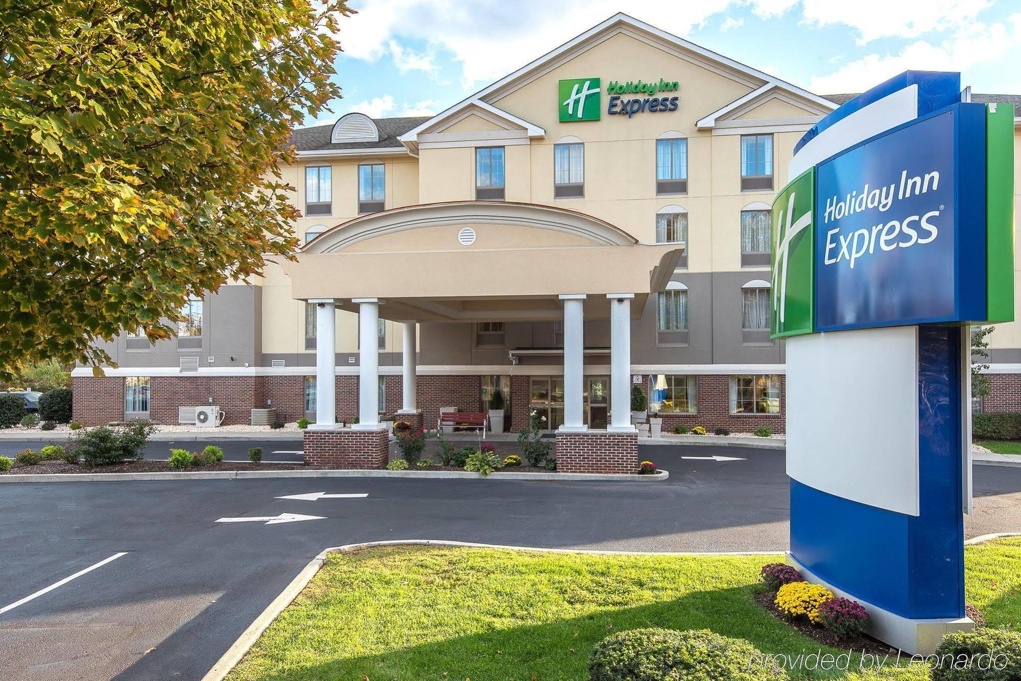 Holiday Inn Express Haskell-Wayne Area By Ihg Exterior photo