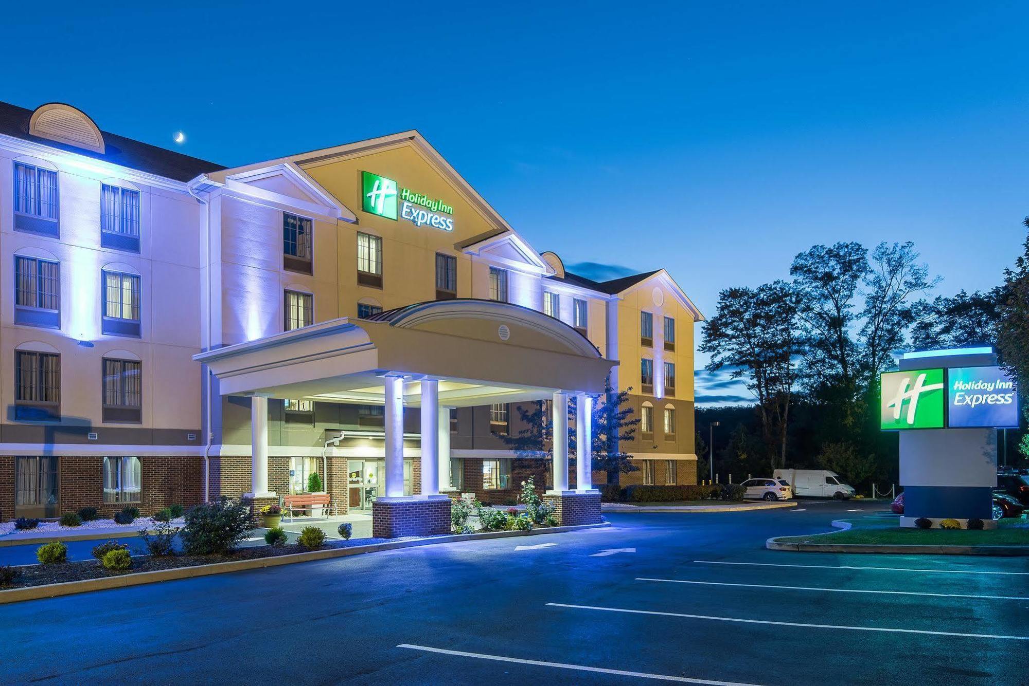 Holiday Inn Express Haskell-Wayne Area By Ihg Exterior photo